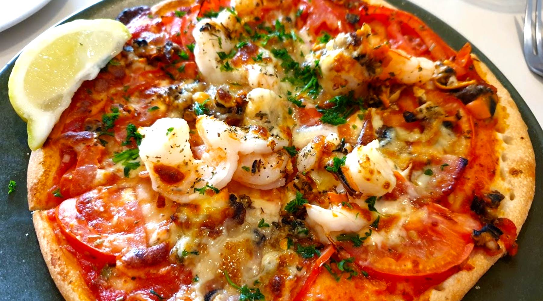 Lombardys On Hesse Queenscliff Victoria Italian Pizza Restaurant