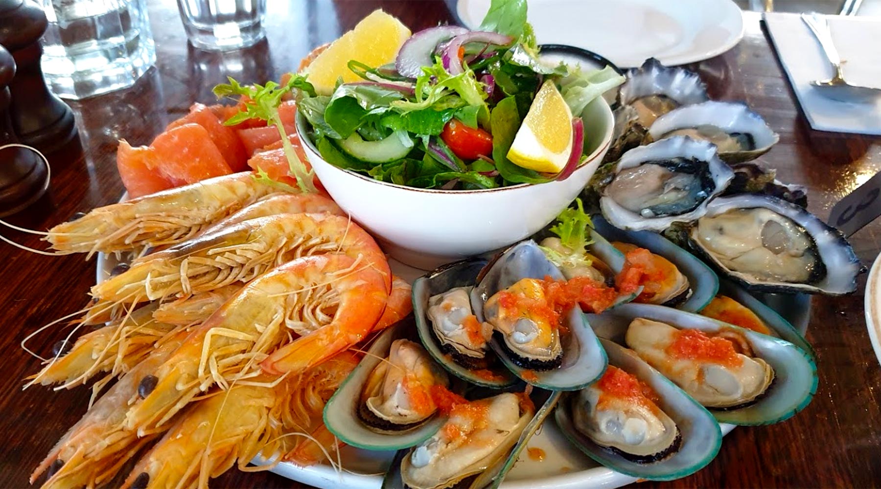 Scully's Oyster Bar and Grill Queenscliff Victoria Restaurant & Bar